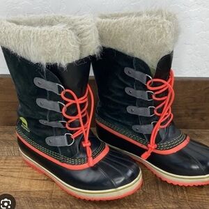 Sorel Joan of Arc Youth Suede Winter Boots Size 4